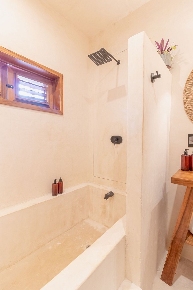 Depa 2H con A/A, Tina de baño y vista a la selva