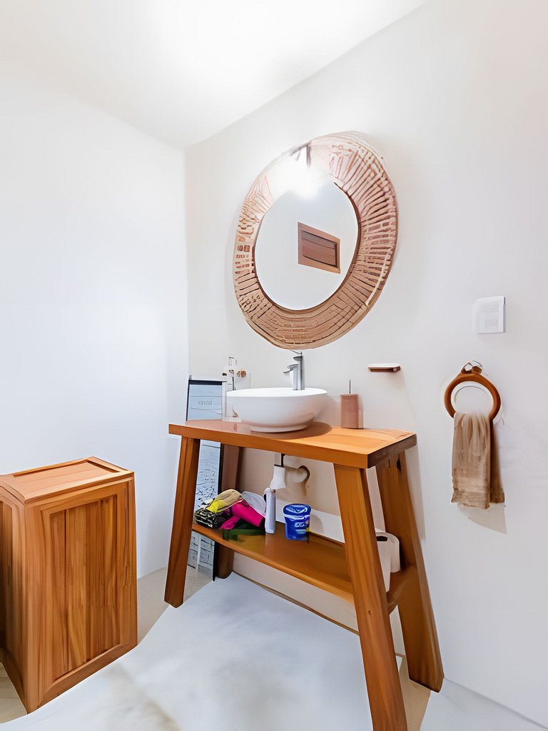 Casita de Diseño con, tina de baño, A/A y TV