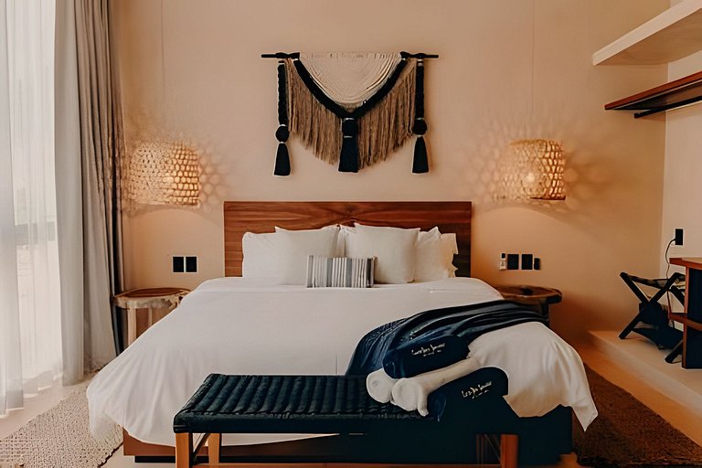 CasaBleu · Bacalar Jungle Condo with Lagoon Access